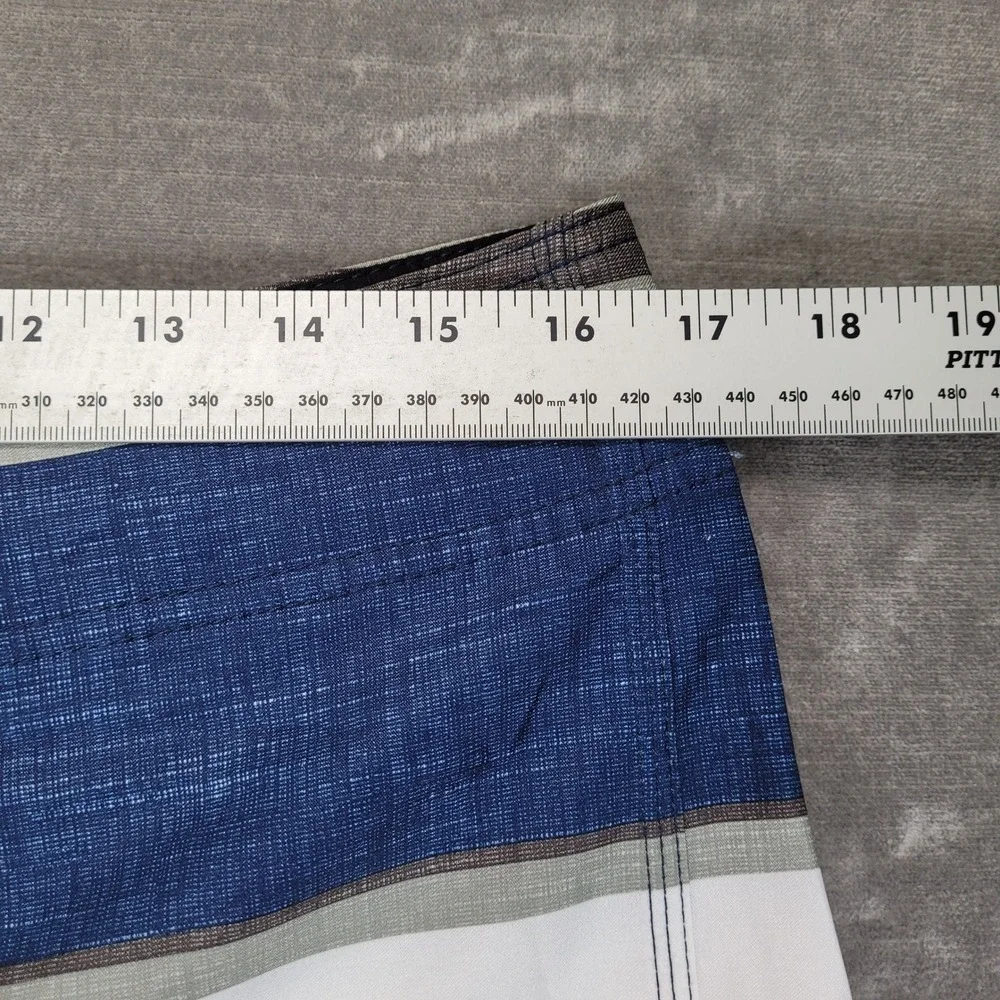 ONeill‎ Mens Blue Red White Striped Board Shorts Swim Trunks Size 32